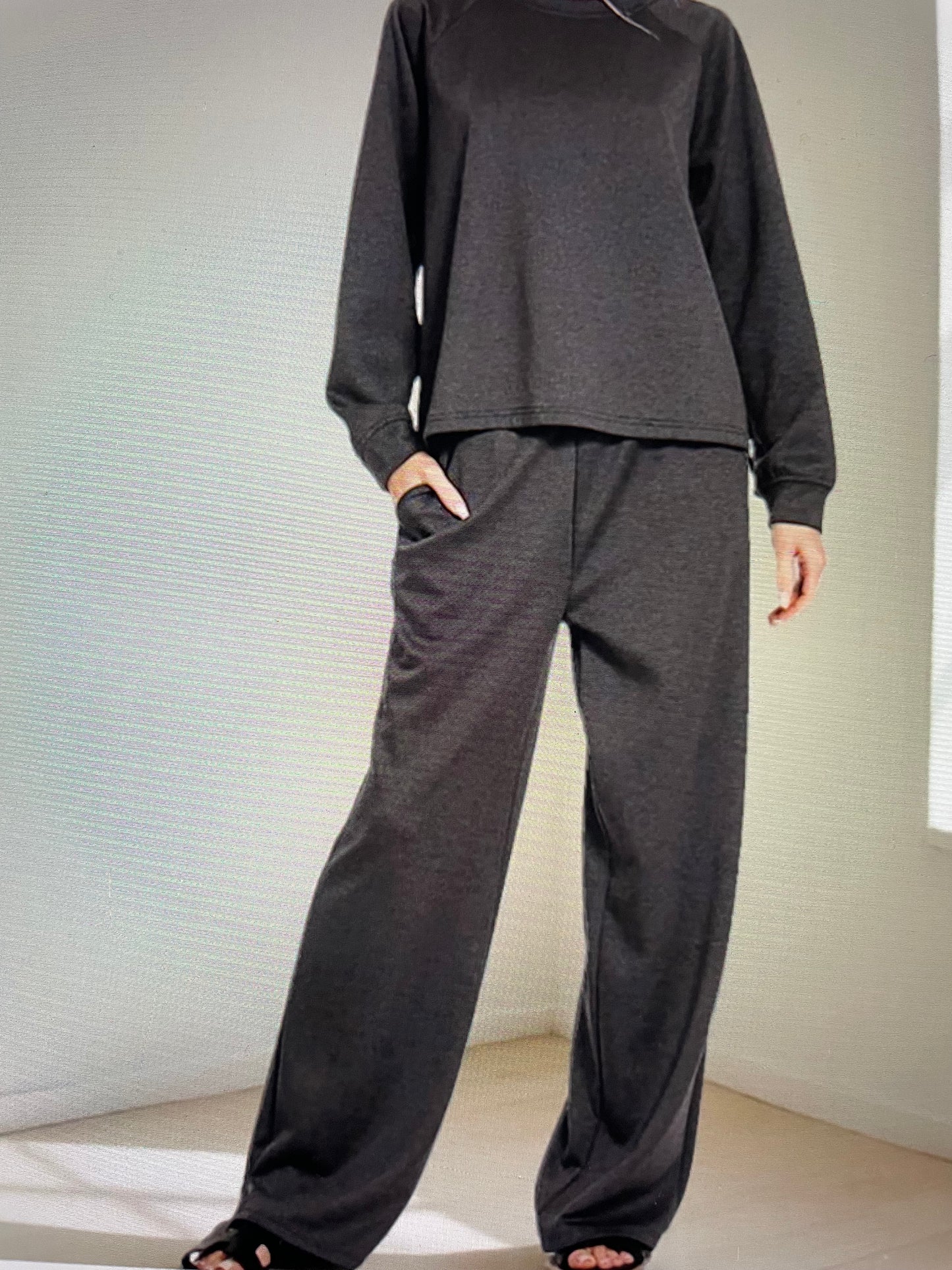 Scuba Crewneck Pullover & Pants 2 Piece Set (BLACK)